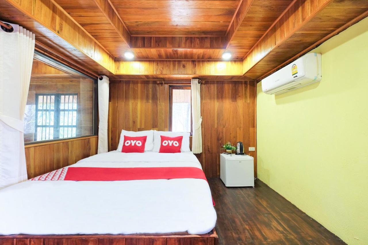 Oyo 604 Ruen Mai Horm Resort Trang Buitenkant foto